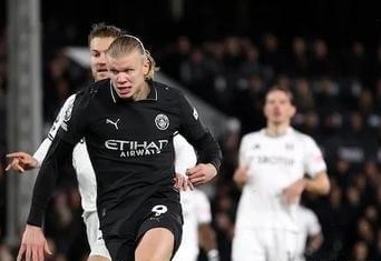 替补球员关键进球逆转比赛