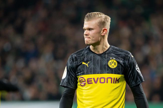 405次，梅西超越普斯卡什成为足坛历史助攻王