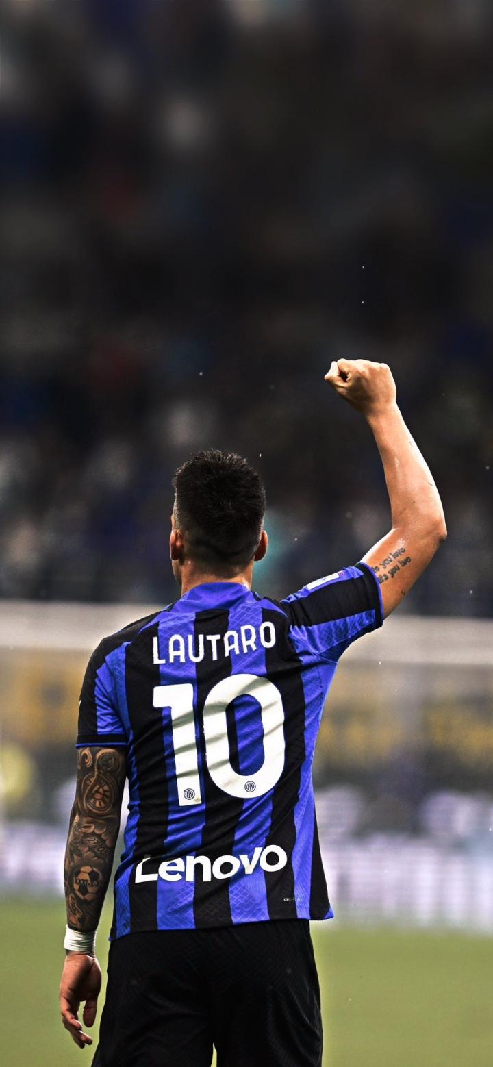 弗罗因德：磁卡在场上对我们不可或缺；对目前的阵容非常满意